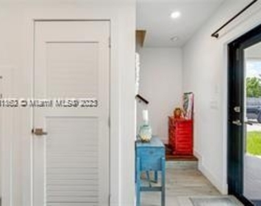 3711 Sw 88th Pl - Photo Thumbnail 22