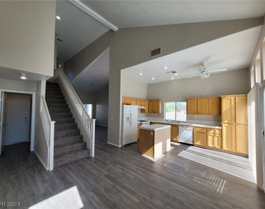 80 Tanglewood Drive - Photo Thumbnail 9