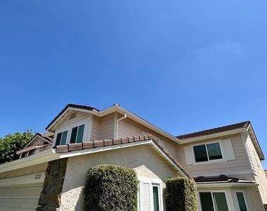 12222 Crystal Hills Way - Photo Thumbnail 27