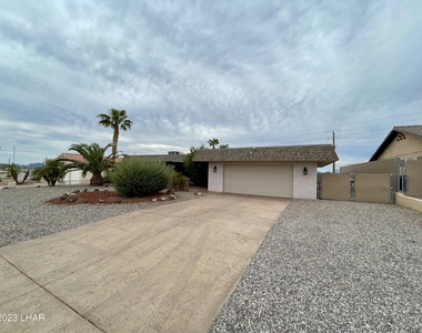 681 Pueblo Dr - Photo Thumbnail 2