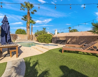 79090 Desert Stream Drive - Photo Thumbnail 33