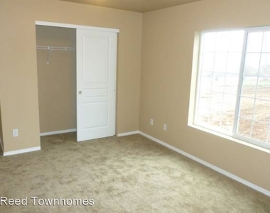 5811-5831 Reed Ln Se - Photo Thumbnail 11