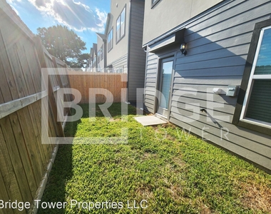 446 S Centro Circle - Photo Thumbnail 19