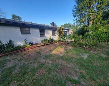 4827 Aegean Avenue - Photo Thumbnail 16