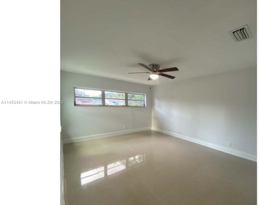 3121 Sw 16th Ct - Photo Thumbnail 16