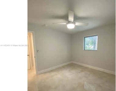 3121 Sw 16th Ct - Photo Thumbnail 27