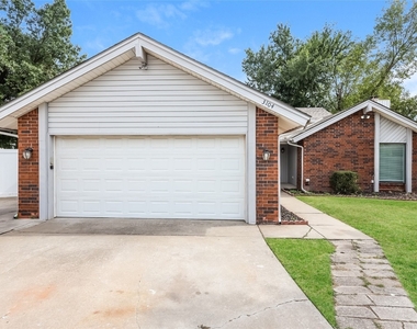 3104 Greenwood Court - Photo Thumbnail 0