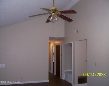 11007 Walbridge Ct - Photo Thumbnail 23