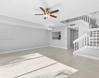 9985 Sw 118th Ct - Photo Thumbnail 3