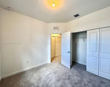 11918 Sw 247 Terrace - Photo Thumbnail 23