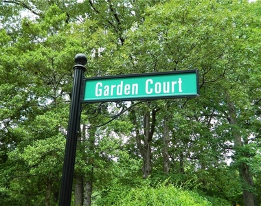 607 Garden Court - Photo Thumbnail 29