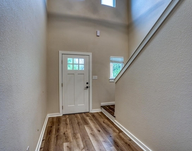 855 Cypress Lane - Photo Thumbnail 29