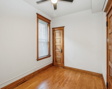 2214 W Iowa Street - Photo Thumbnail 12