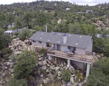 1844 Foothill Drive - Photo Thumbnail 0