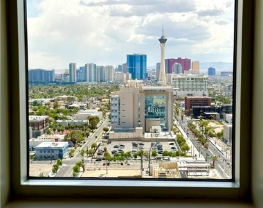 150 Las Vegas Boulevard - Photo Thumbnail 0