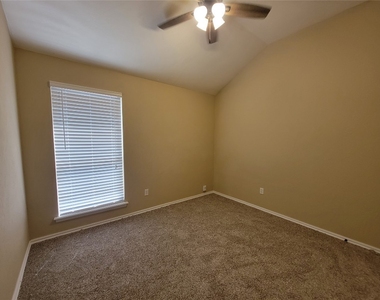 12409 Crystal Gardens Drive - Photo Thumbnail 15