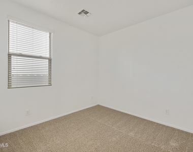 8454 N 61st Drive - Photo Thumbnail 18