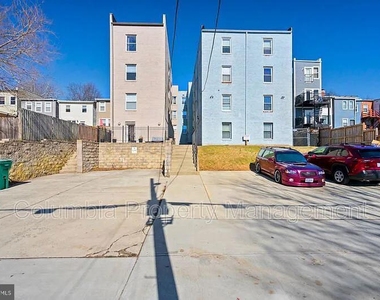 608 Jefferson St Nw - Photo Thumbnail 11