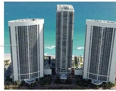 1830 S Ocean Dr - Photo Thumbnail 16