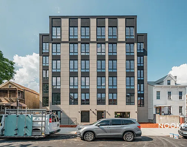 2915 Snyder Avenue - Photo Thumbnail 12