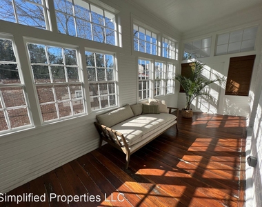 157 Wentworth St - Photo Thumbnail 12