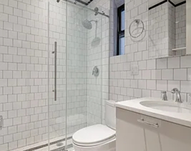 344 East 55th Street - Photo Thumbnail 6