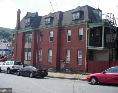 1651 Perkiomen Ave - Photo Thumbnail 13