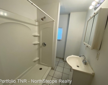 1260 Neil Ave - Photo Thumbnail 6