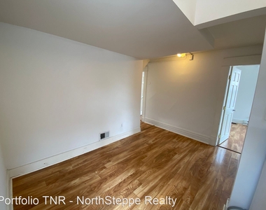 1260 Neil Ave - Photo Thumbnail 3