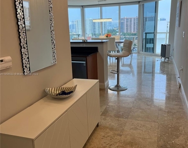 16699 Collins Ave - Photo Thumbnail 16