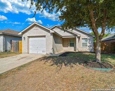 9651 Shorebird Ln - Photo Thumbnail 2