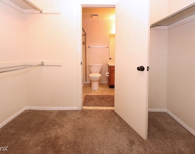 1506 Crestone Ave B - Photo Thumbnail 10