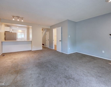 1506 Crestone Ave B - Photo Thumbnail 11