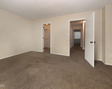 1506 Crestone Ave B - Photo Thumbnail 15