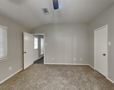 24135 Ayscough Ln - Photo Thumbnail 3