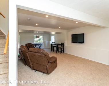 3116 Greenmoor Ct - Photo Thumbnail 37