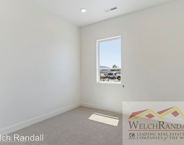 5785 Wasatch Drive - Photo Thumbnail 11