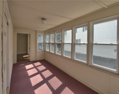 83 Hudson Street - Photo Thumbnail 15