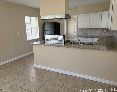 4306 Alpine Place - Photo Thumbnail 11