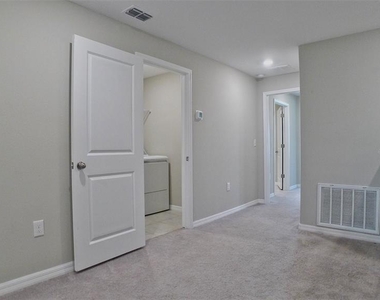 3545 Bellmeade Court - Photo Thumbnail 8