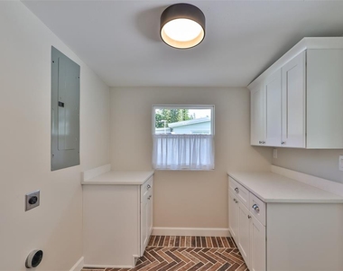 5580 Hobson Street Ne - Photo Thumbnail 22