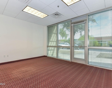 5650 W Chandler Boulevard - Photo Thumbnail 10