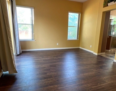 3340 Sansol Ct - Photo Thumbnail 5