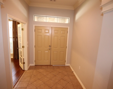 6235 Gracemount Lane - Photo Thumbnail 24