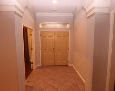 6235 Gracemount Lane - Photo Thumbnail 3