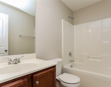 2925 Filbert Street - Photo Thumbnail 12