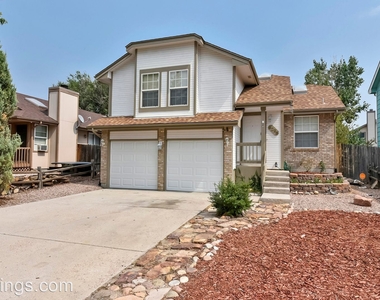 8225 Candon Dr - Photo Thumbnail 0