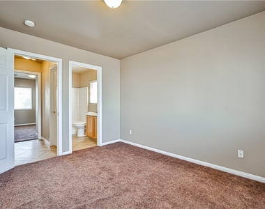 2279 Sunrise Ranch Street - Photo Thumbnail 20