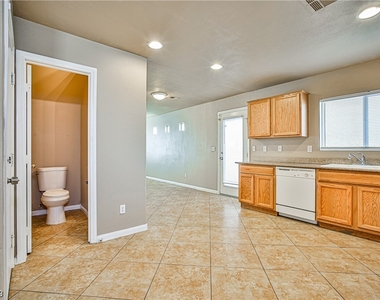 2279 Sunrise Ranch Street - Photo Thumbnail 11