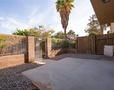 6472 Big Pine Way - Photo Thumbnail 3